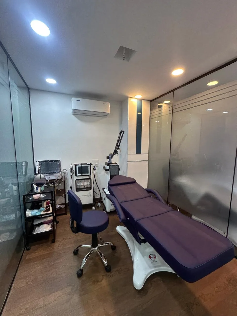 Laser & In-Clinic Procedure Room